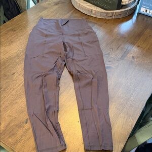 Adorable aerie leggings with pockets!